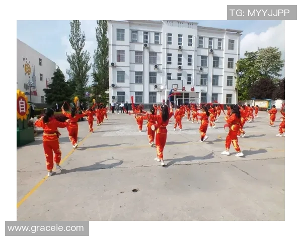 刘泽一的成长之路：从普通少年到杰出人才的蜕变历程